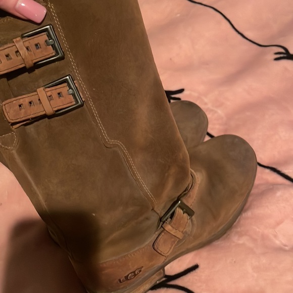 Ugg Boots - Picture 5 of 6